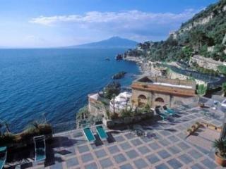 Hotel Scrajo Wellness & Mineral Spa Neapolitan Riviera Exteriör bild